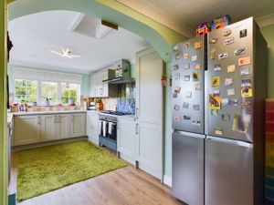 Kitchen- click for photo gallery